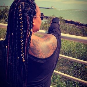 Meet your Posher, Laniece